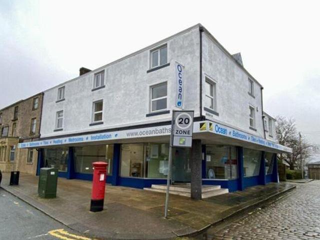House for sale in Winewall, Higherford