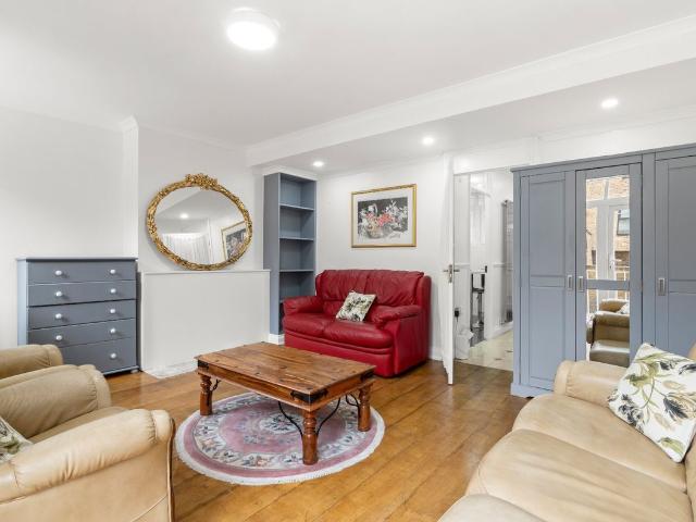 House for rent in Kensal Town, Greater London
