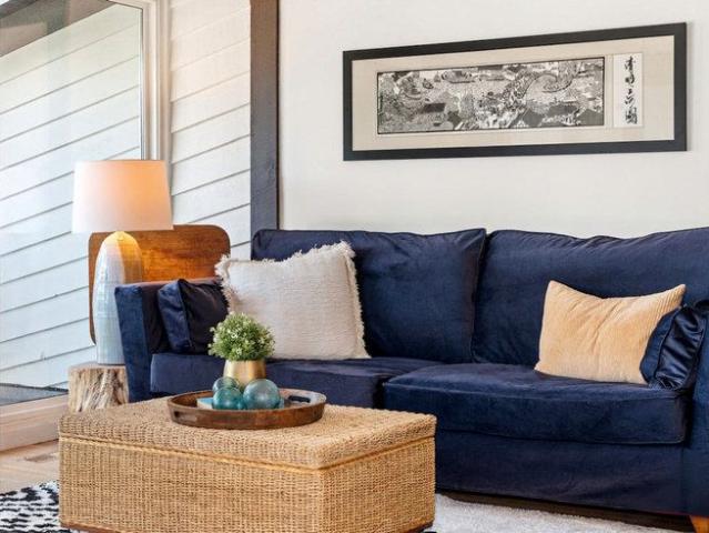 House for rent in Cedardale, West Vancouver