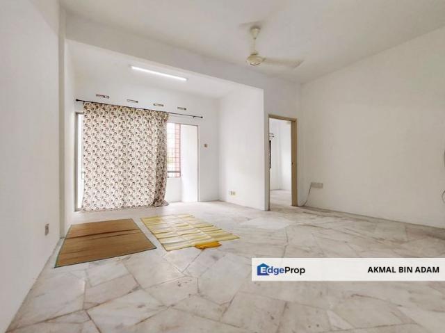 Flat for sale in Tanjong Sepat, Selangor
