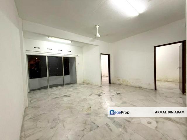 Flat for sale in Tanjong Sepat, Selangor
