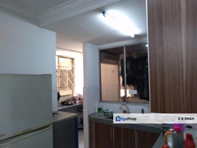 Condominium for sale in Petaling, Damansara Damai