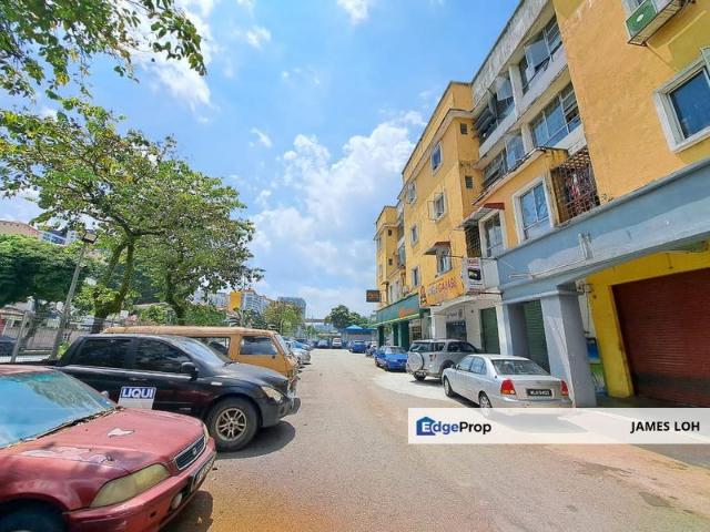 Shop for sale in Petaling, Damansara Damai