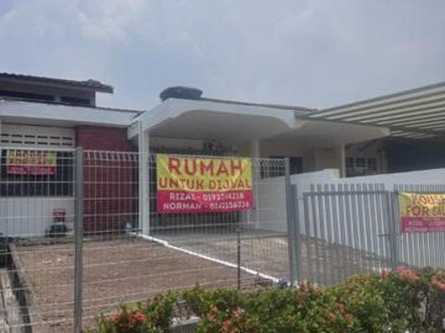 Terraced House for sale in Petaling, Damansara Damai