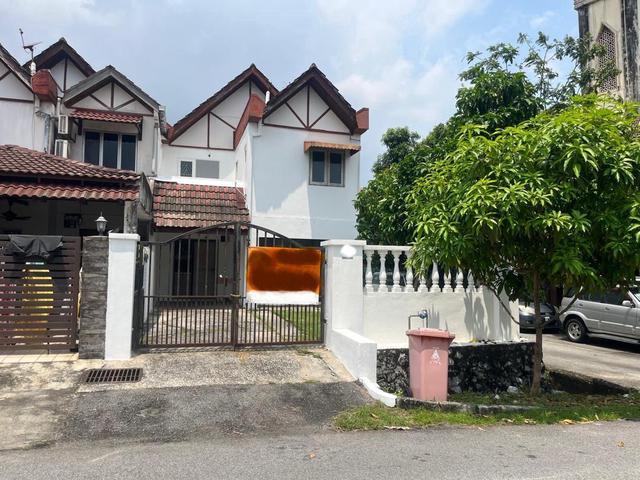 Terraced House for sale in Petaling, Damansara Damai