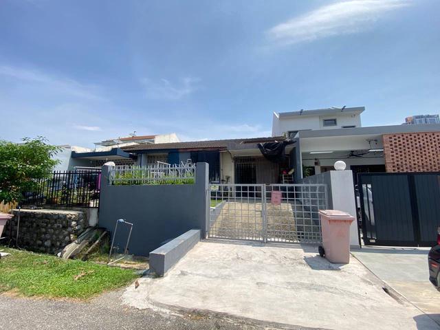 Terraced House for sale in Kelana Jaya, Petaling Jaya