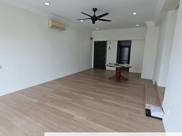 Condominium for sale in Petaling, Damansara Damai