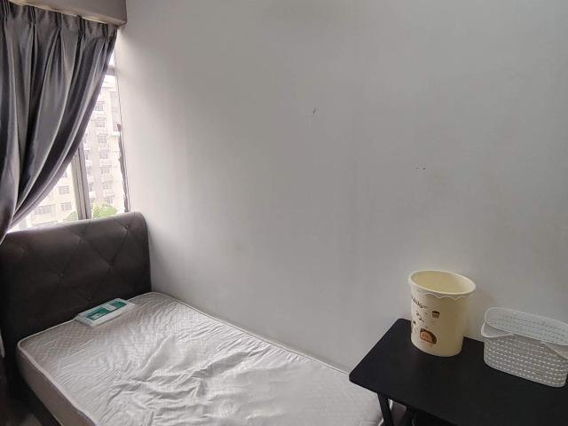 Room for rent in SS 7, Petaling Jaya
