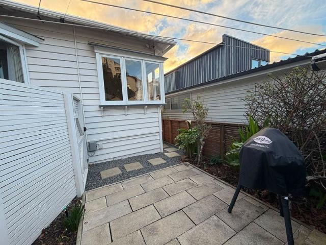 Apartment for rent in Matata, Wellington