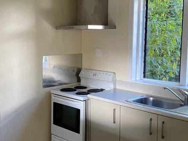 Apartment for rent in Paekākā, Wellington