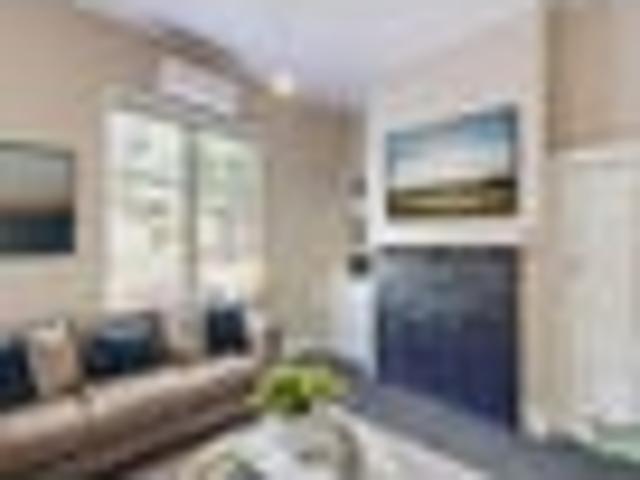 Townhouse for rent in Kelburn