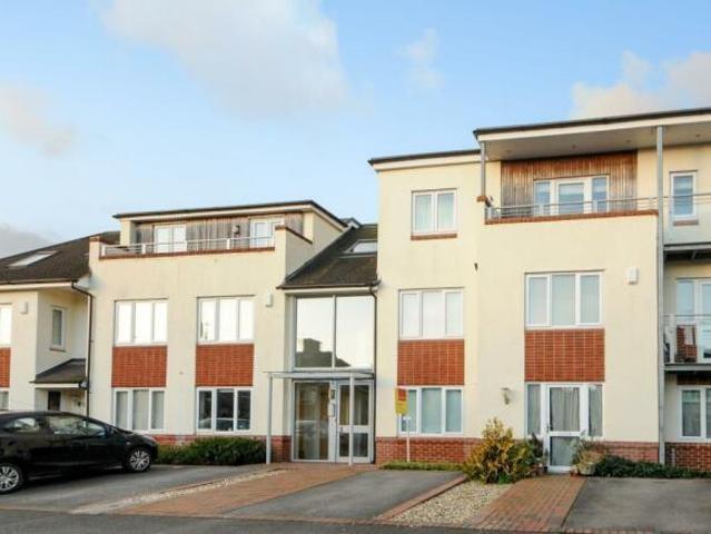 Apartment for rent in Church Cowley, The Slade
