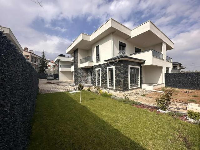 Selçuklu, Konya içerisinde satılık Villa
