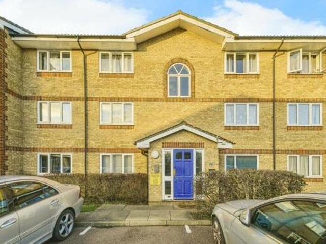 House for sale in Shephall