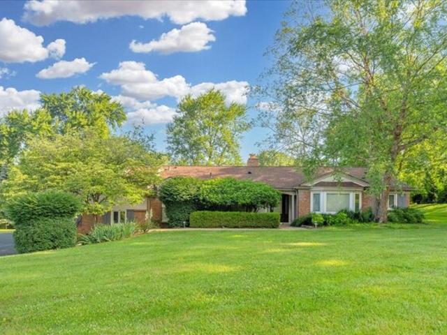 House for sale in Bloomfield Hills