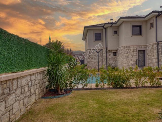 Urla, İzmir içerisinde satılık Villa