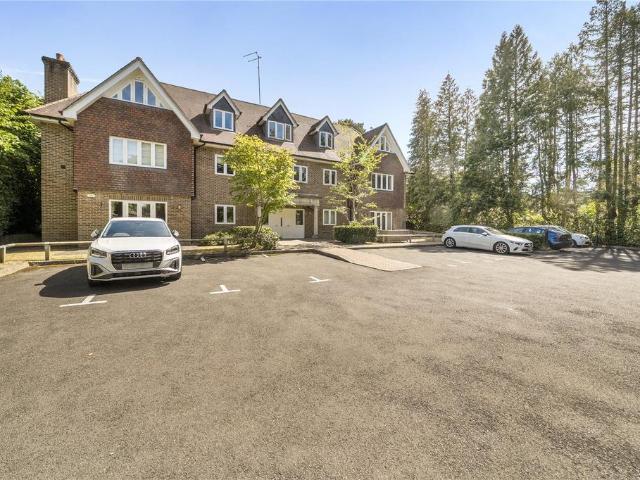 Apartment for rent in Sunningdale, Windsor and Maidenhead
