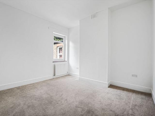House for rent in London Borough of Croydon, Greater London