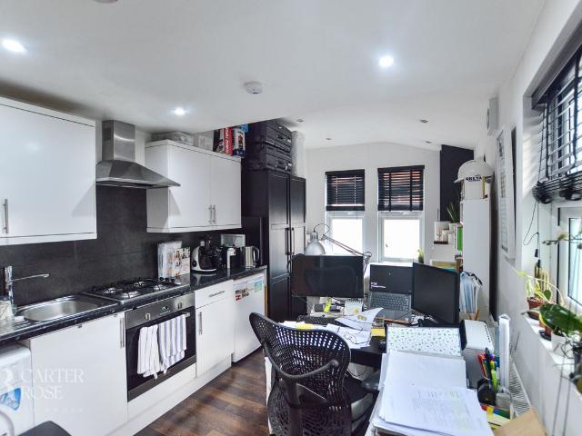 Studio for rent in Furzedown, Greater London