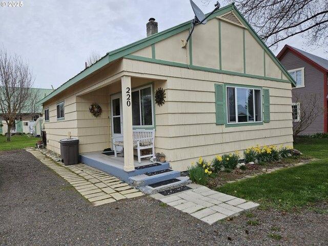 House for sale in Oregonia