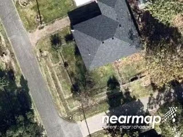 House for sale in Jennings