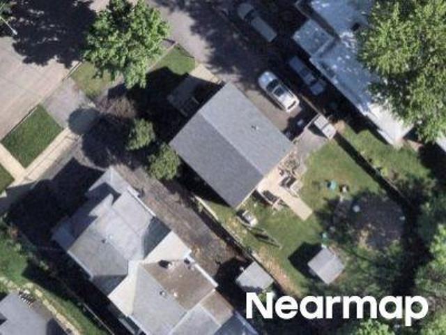 House for sale in Syracuse