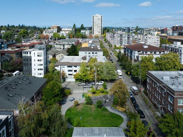Apartment for rent in University District, Seattle