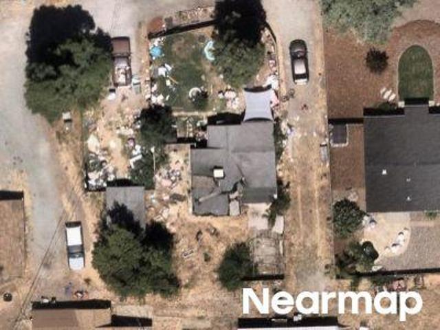 House for sale in Redding