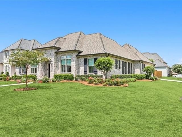 House for sale in Belle Chasse