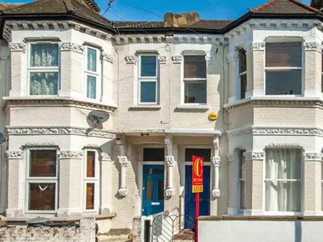 House for rent in Clapham Junction, Greater London