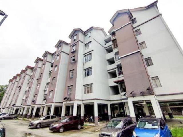 Apartment for sale in Kajang, Langat