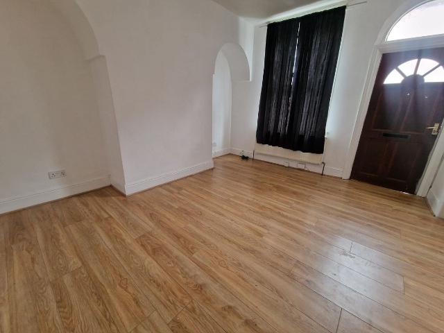 House for rent in Hyde Park, Leeds