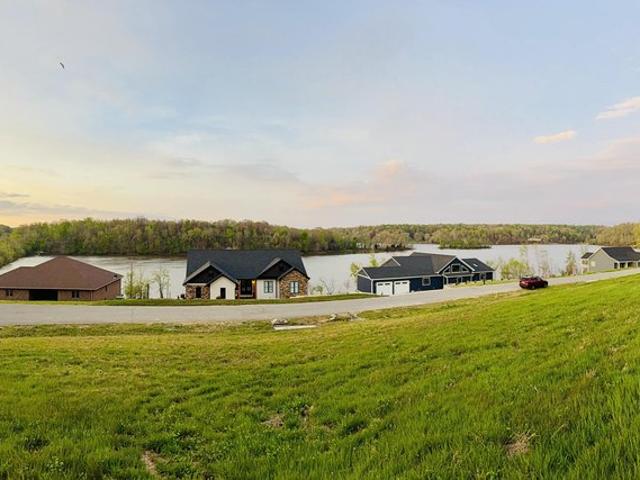 Land for sale in Eddyville, Kentucky