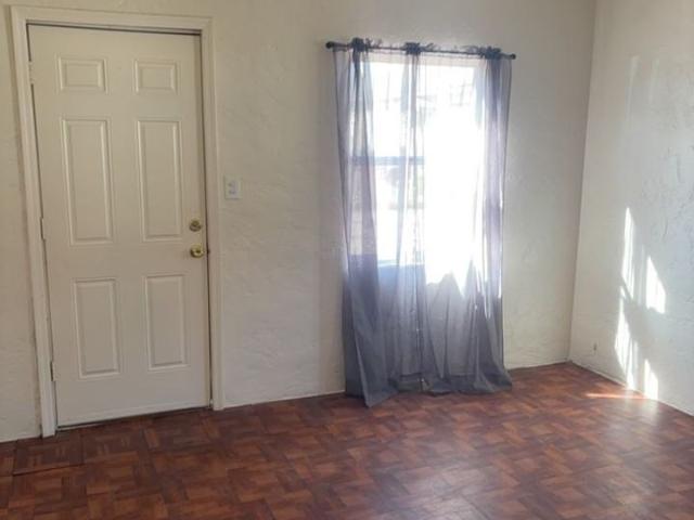 Apartment for rent in Miracle Manor, Tucson
