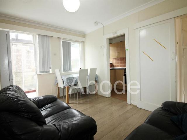 House for rent in Hyde Park, West Yorkshire