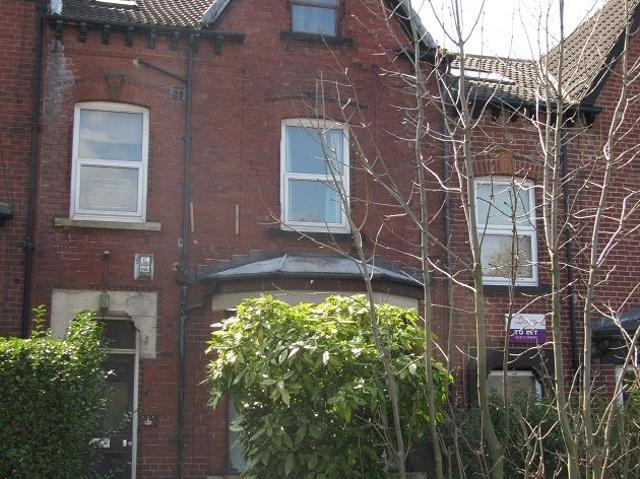 Apartment for rent in Hyde Park, West Yorkshire