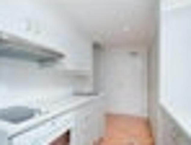 Apartment for rent in Oratia