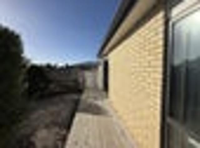 House for rent in Kelston