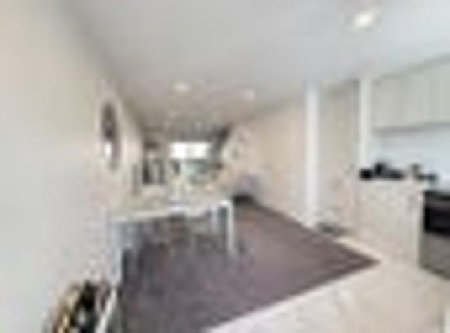 Townhouse for rent in Kelston, Oroua County