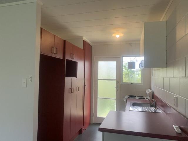 Apartment for rent in Oratia