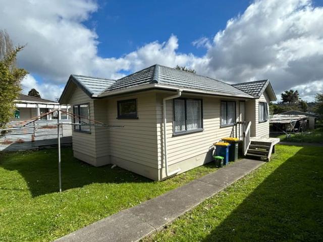 House for rent in Kelston, Oroua County