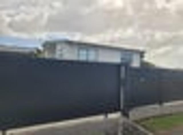 House for rent in Kelston
