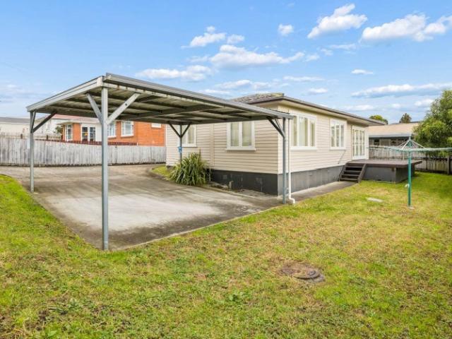 House for rent in Kelston, Oroua County