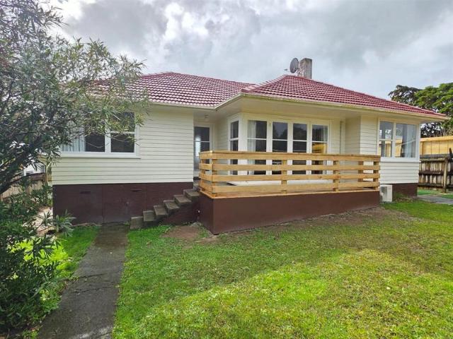 House for rent in Oratia, Oroua County