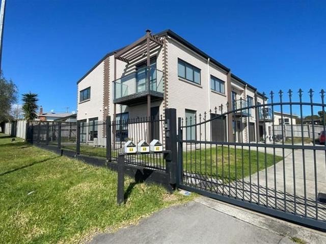 House for rent in Kelston, Oroua County