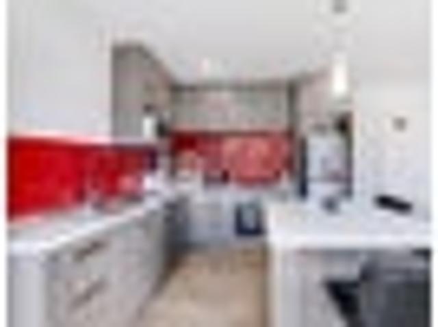 Townhouse for rent in Kelston, Oroua County