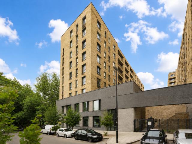 Apartment for rent in London Borough of Ealing, Greater London