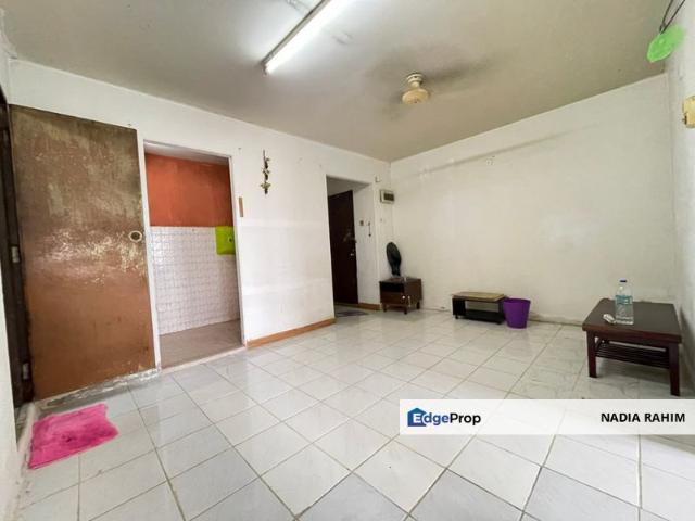 Flat for sale in Country Heights Damansara, Kuala Lumpur