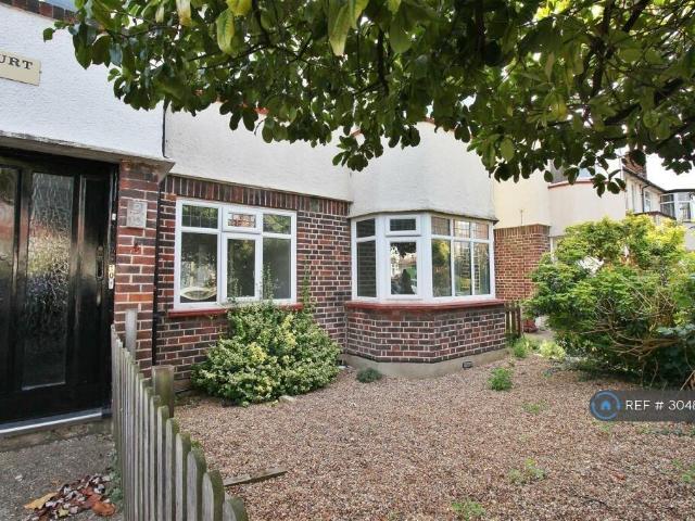 Apartment for rent in London Borough of Hounslow, Greater London