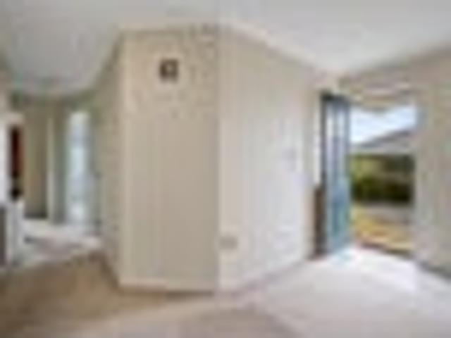 Townhouse for rent in Kelvin Grove, Palmerston North
